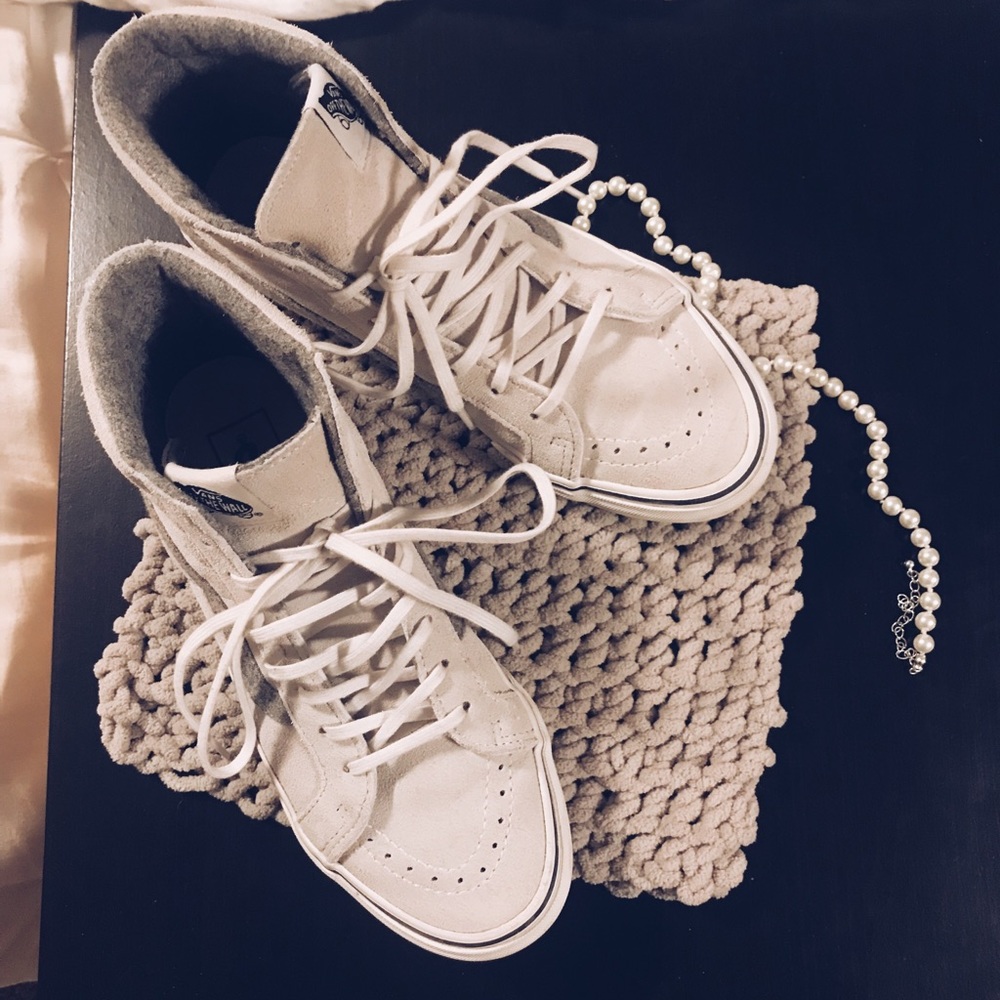New hi-top vans